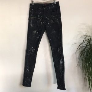 Joe’s washes black skinny jean